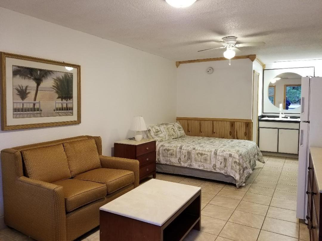Extended Stay Brunswick Exterior photo
